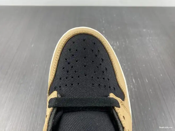 One Kick Jordan Heirloom 1 Air 555088-202 High OG 0624